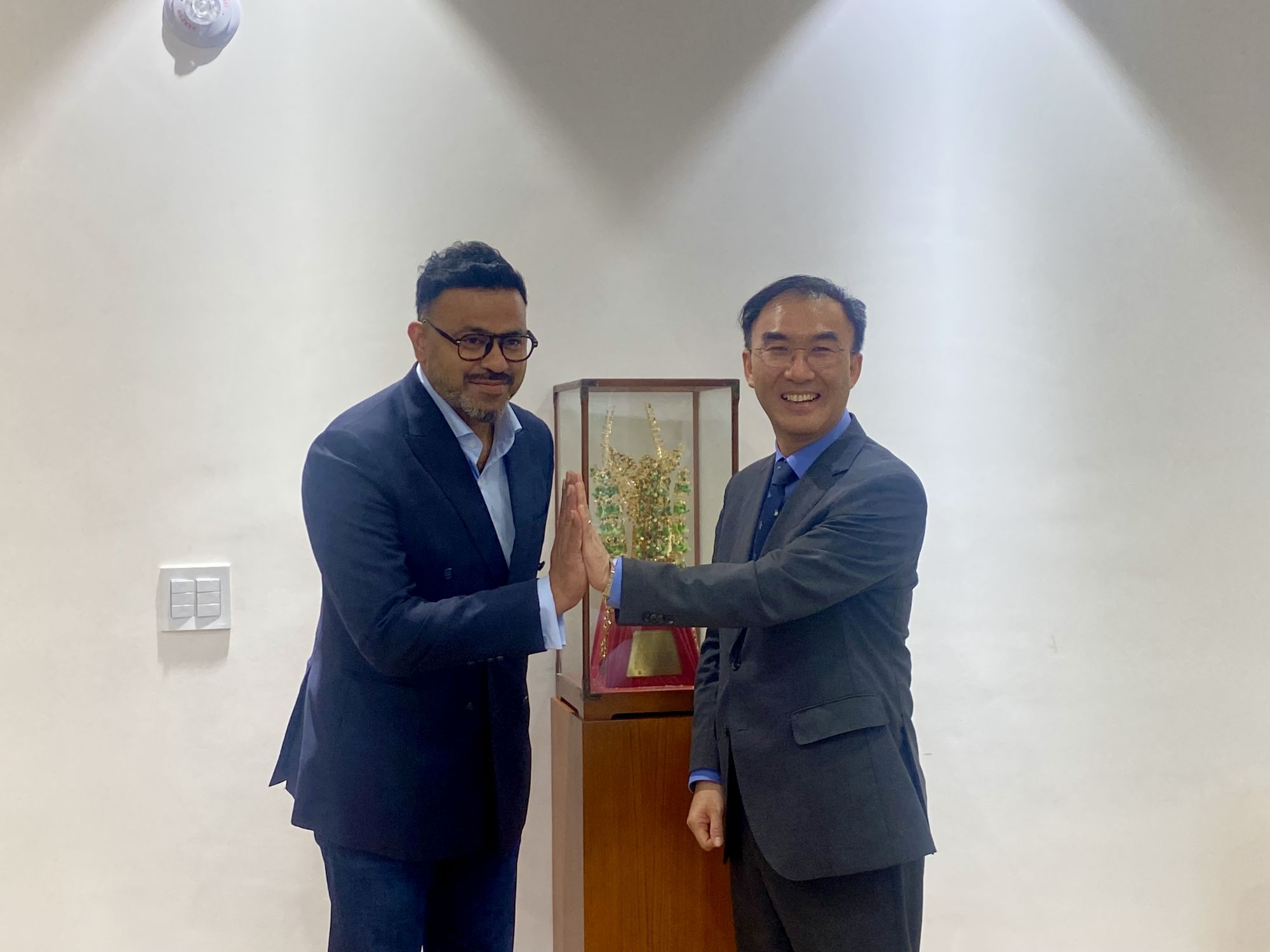 이성호 대사, 킨텍스 홍보대사 아비쉐크 굽타(활동명 '럭키') 면담 (4.1.)